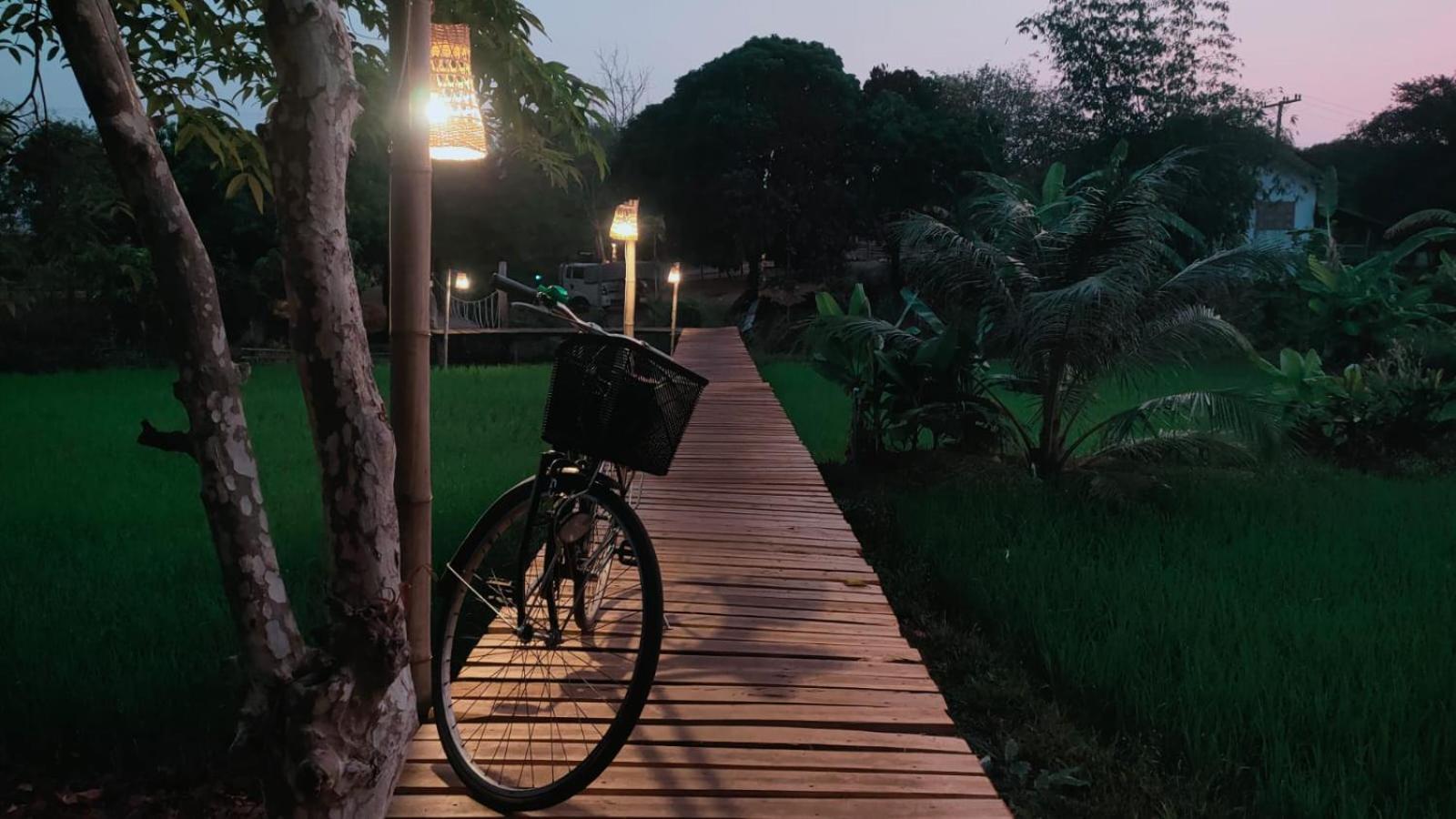 Bolaven Garden Bungalow And Tent - Tad Lo Ban Kiangtat Esterno foto