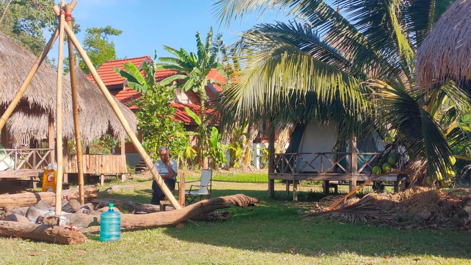 Bolaven Garden Bungalow And Tent - Tad Lo Ban Kiangtat Esterno foto